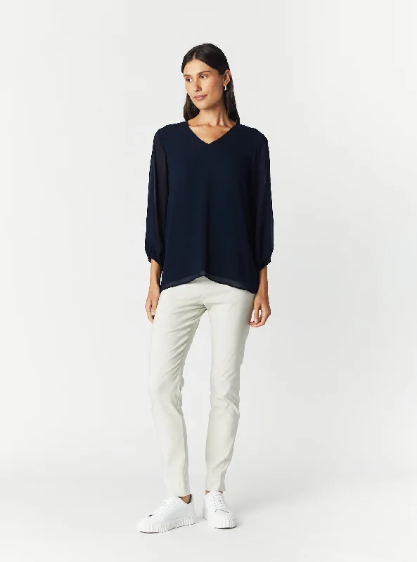 V-NECK LONG SLEEVE TOP